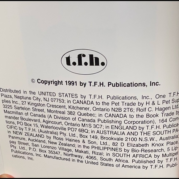 The Proper Care Of Cats Book - Picture 3 of 3